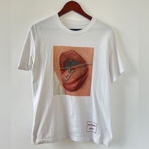Playboy by RYOT white mouth T shirt size M